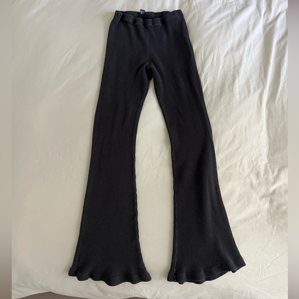 Forever 21 Charcoal Thermal Flare Lounge Pants - M